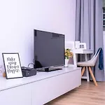 Comfy - Old Town Center Apartment *