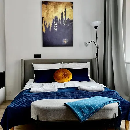 Comfy - Old Town Center