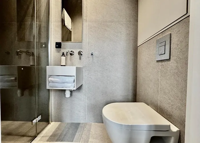 Comfy - Old Town Center *